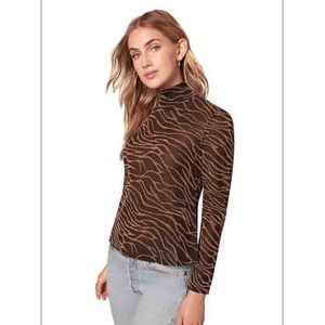 BB Dakota Gilt Trip Top in Black